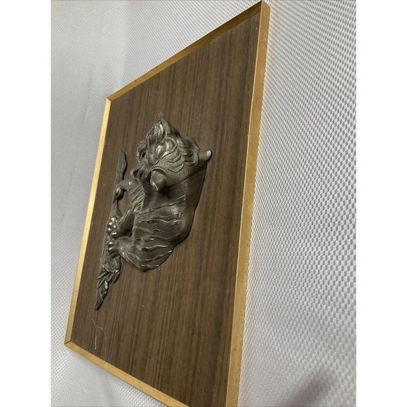 VINTAGE Pewter 3D Mounted Gold Tone Tiger on a fra - Picture 5 of 10